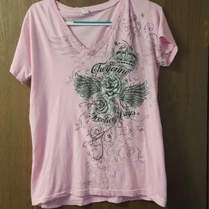 Pink tee shirt